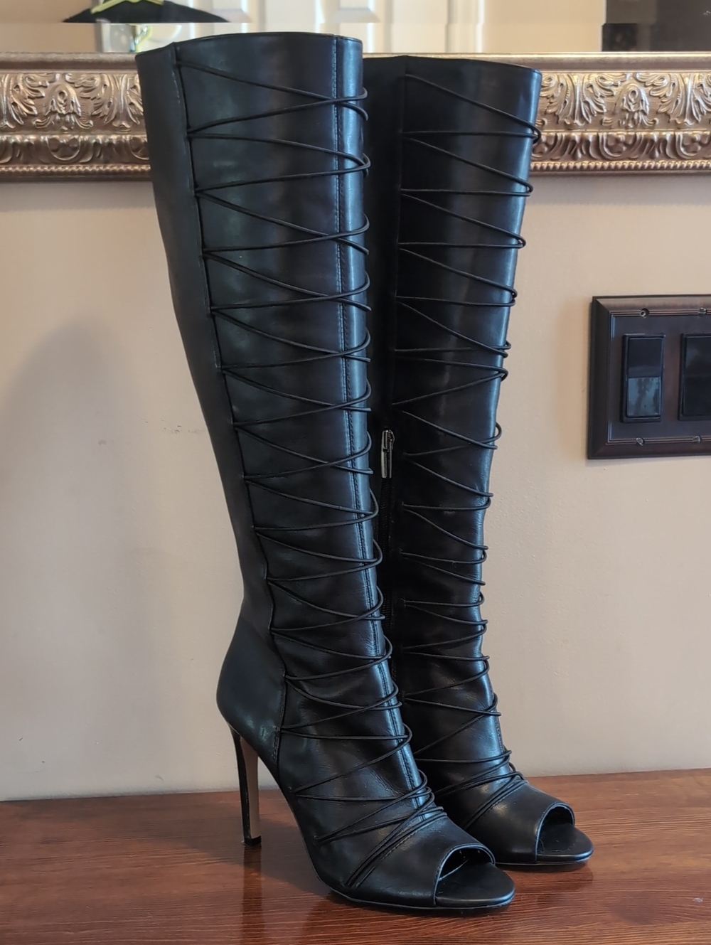 Vince Camuto Kentra Leather Peep Toe Boots, Sz 9